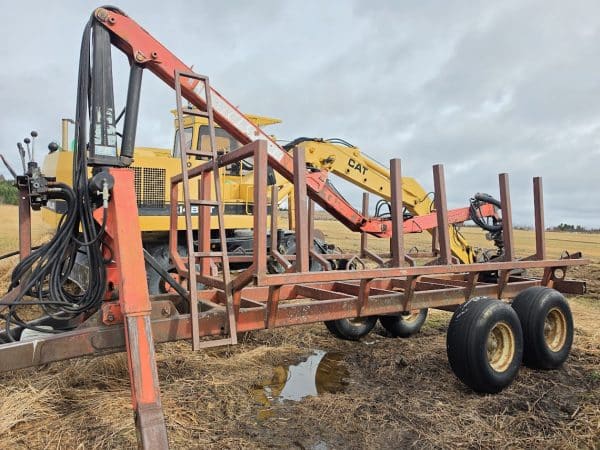 Chargeuse à bois PATU 595 - Année:1996 - Stock#d10924w1
