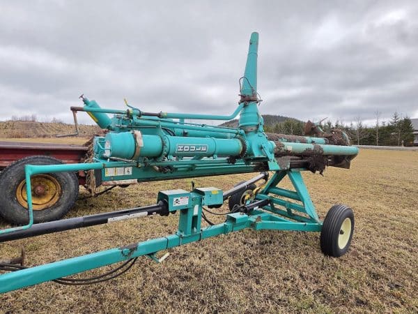 Houle R12 pump on 12 ft trailer with agitator - Year: 2008 - Stock #d10924j