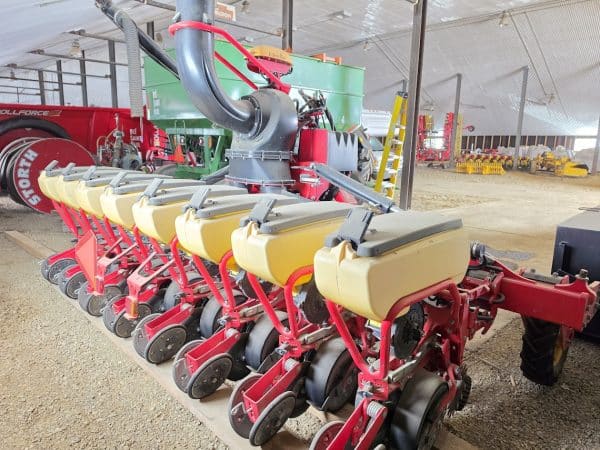 Planteur Vaderstad TPV8 8 rangs ajustables (80 hectares) - Année:2019 - Stock#d10920b