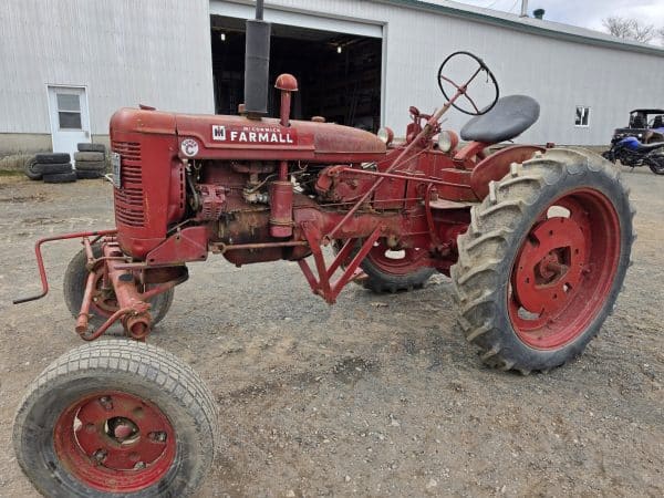 Tracteur Farmall C-Stock#d10830t