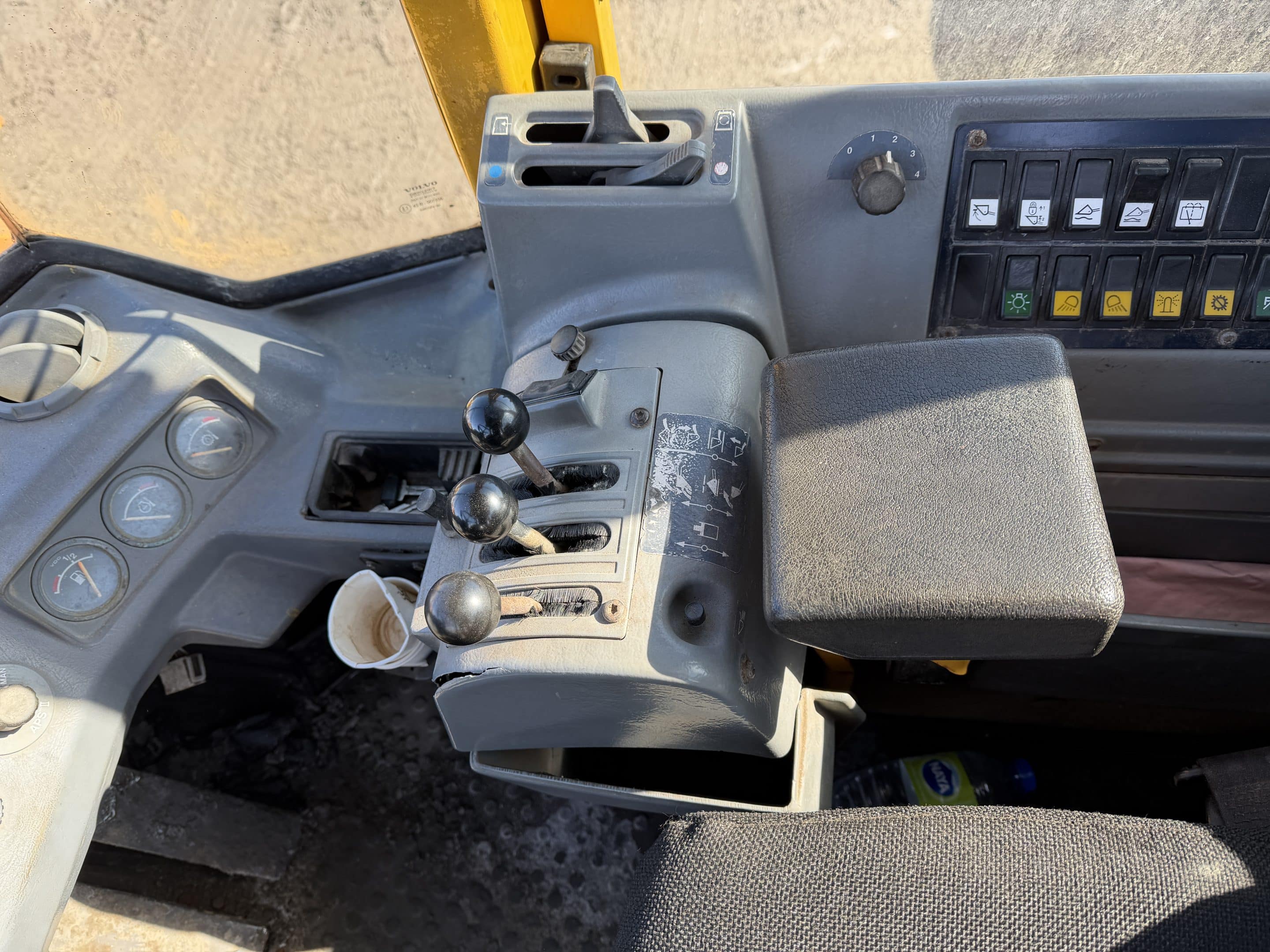 Loader Volvo L90C Année:1998 -20426 heures Stock#P1497/10853c – Image 6