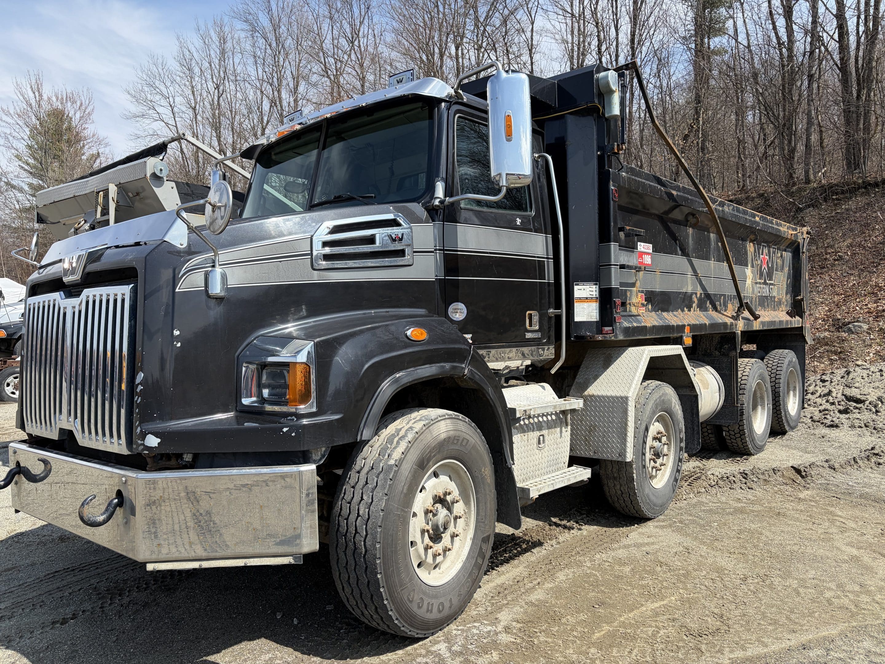 Camion dompeur 12 roues WesternStar 4700SB moteur DD13 Automatique allison-Année:2019-340.000km-Stock#E1370F/10852