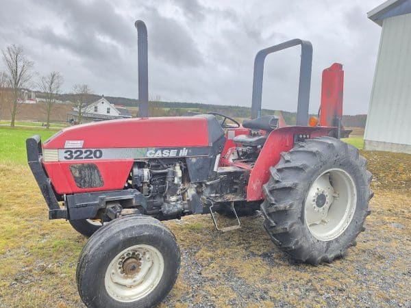 Tracteur Case Ih 3220 - Année:1997 - 4000 hrs - Stock#d11105c