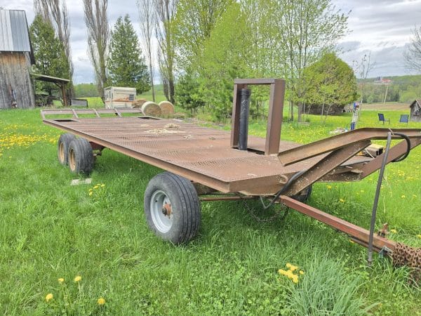 Voiture Valac 20 pi 6 roues dompeuse - Stock#d11122g