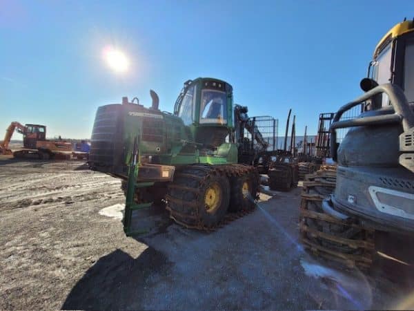 Porteur forestier John Deere 1910 2018 avec cabine rotative