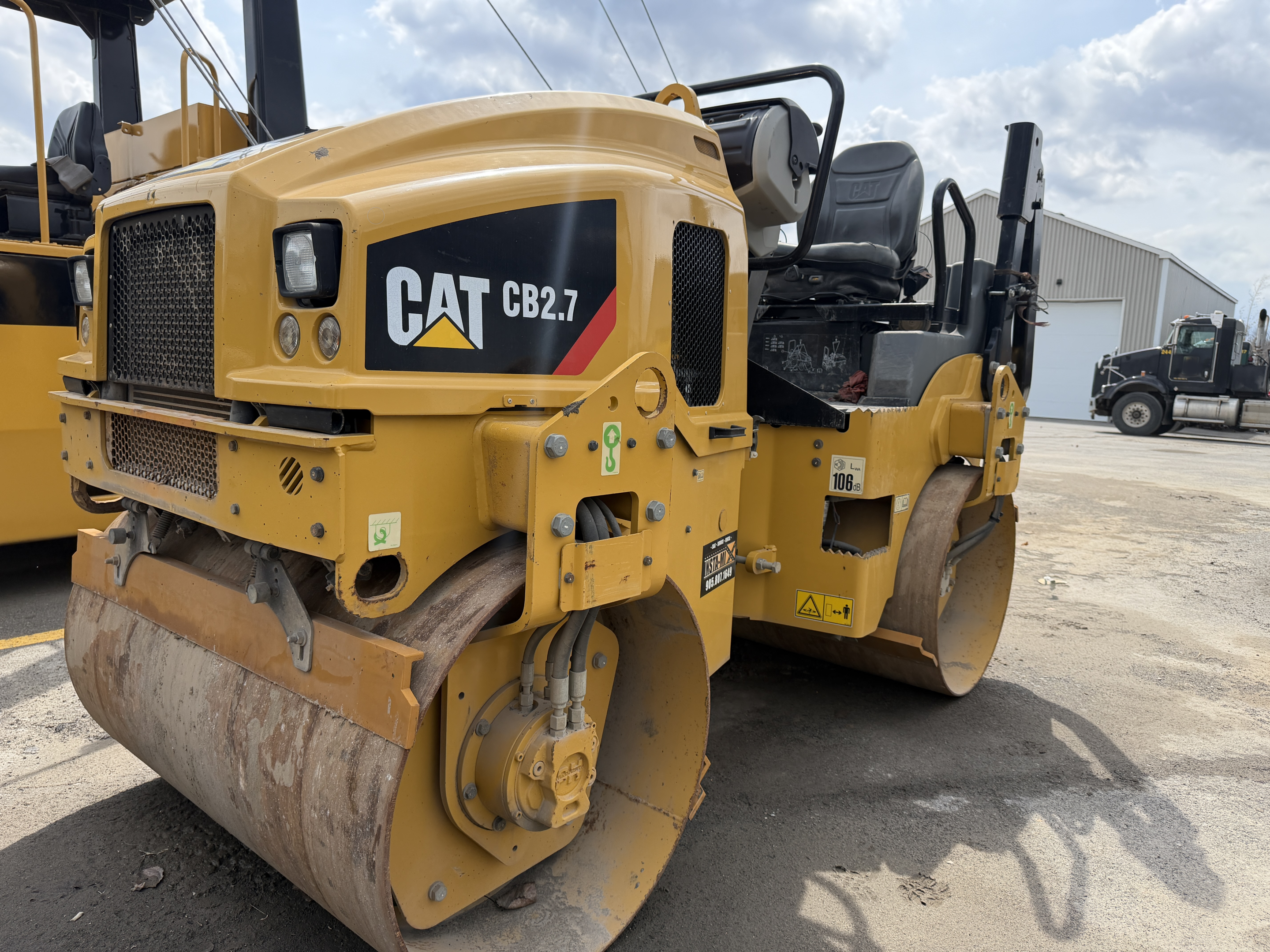 Cat CB2.7 Tandem Vibratory Rollers Year: 2018 - 618 hours - Stock#P1466/10986f