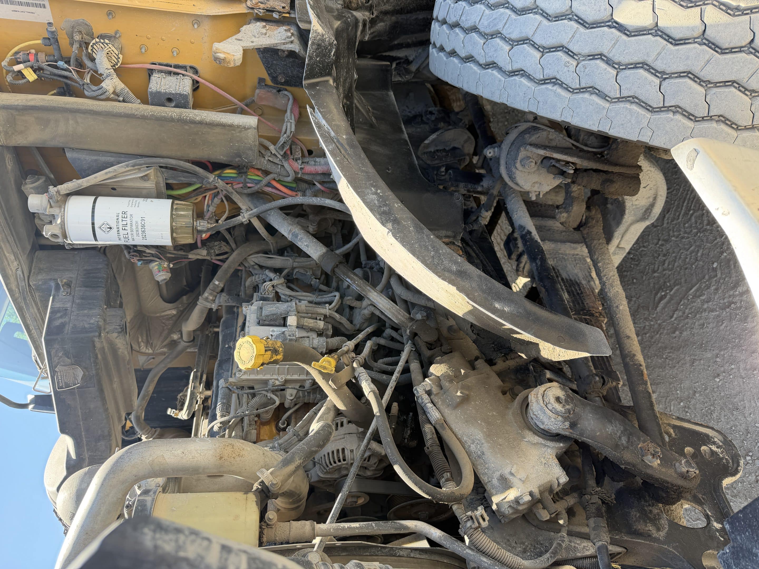 Camion Dompeur 12 roues Caterpillar 660S Année:2013 -318320 km -Stock#P1530/11140a – Image 13
