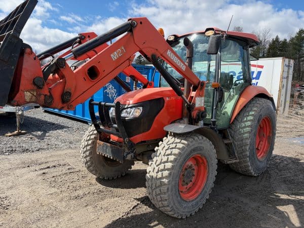 Tracteur Kubota M7060 chargeur bucket fourche-Année:2015-2200heures-Stock#E1377O/10906
