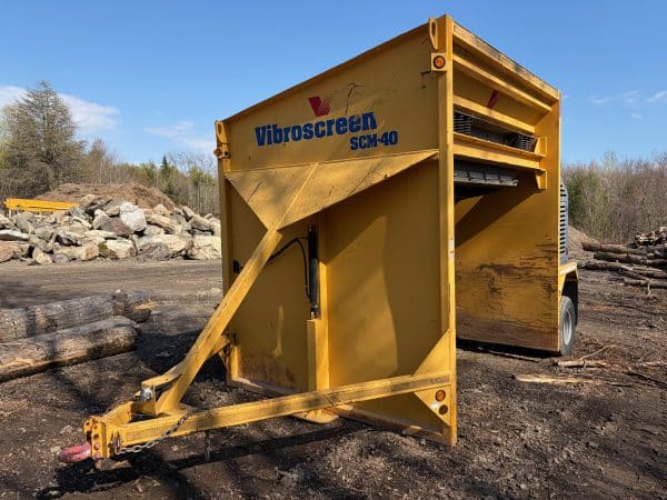 Tamiseur mobile Vibroscreen SCM-40-Année:2016-1800heures-Stock#E1397C/11027