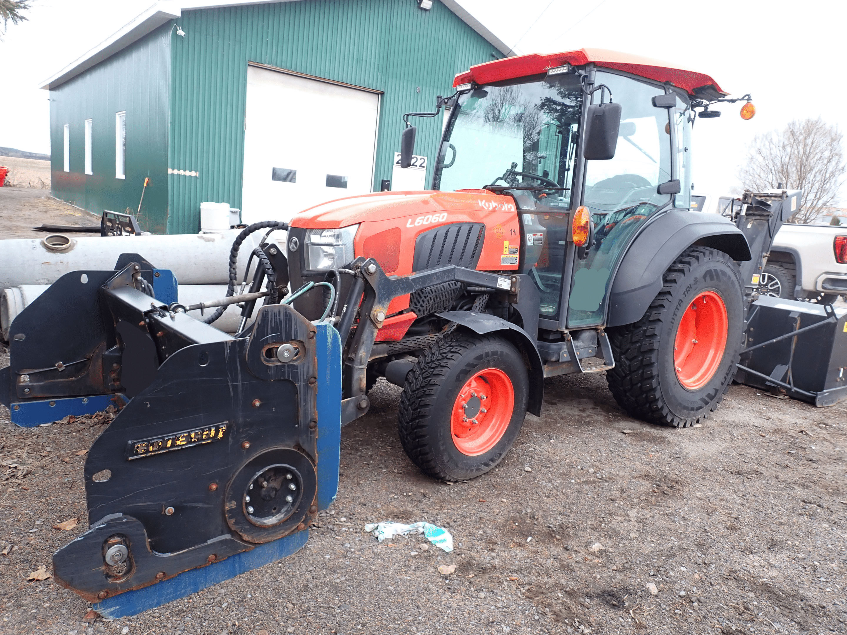 Tracteur Kubota L6060 2024 avec gratte et souffleur