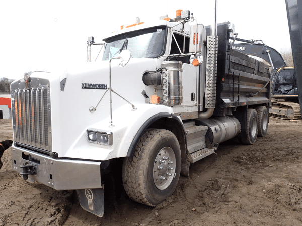 Camion dompeur 10 roues Kenworth T800 2012
