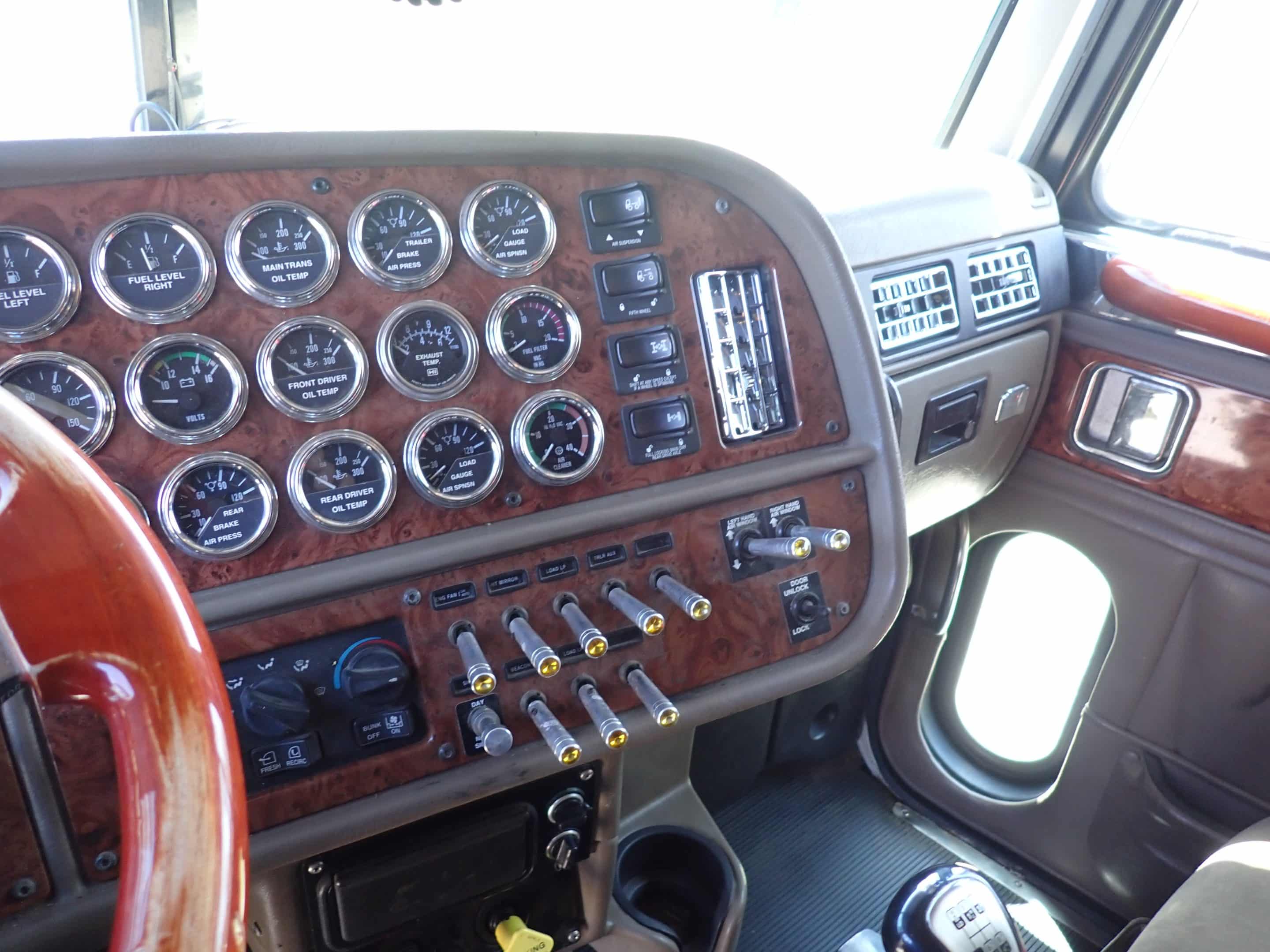 Camion 10 roues couchette Peterbilt 379-839262KM-Année 2004-Stock #S2575A/11119 – Image 11