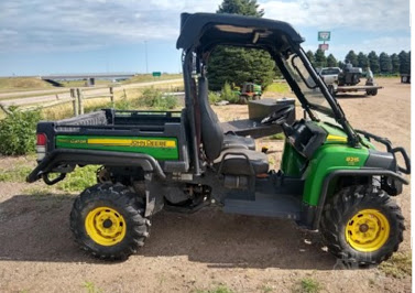 Recherche John Deere Gator 825i