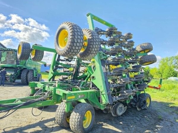 Semoir john deere 1990 CCS 30 pi 7.5 po, balance iso - Année 2013 - Stock#d11232c