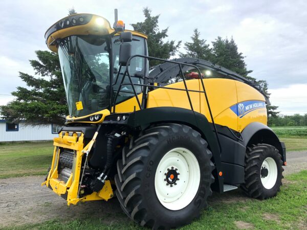 Fourragère automotrice New Holland FR650 démo-Année:2018-100 heures