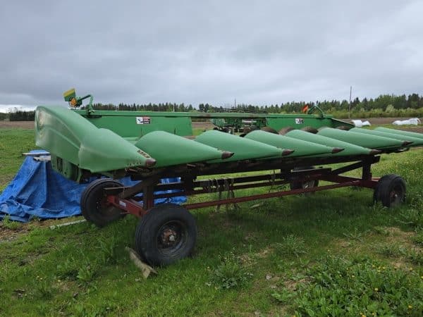 Nez à Maïs John Deere 893 8 rangs - Stock#d11180a