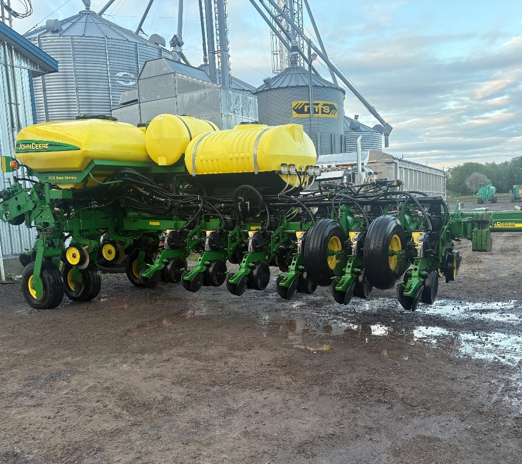 Planteur John Deere 1770 CCS 16 rang engrais liquide-Année:2007-Stock#d11314a