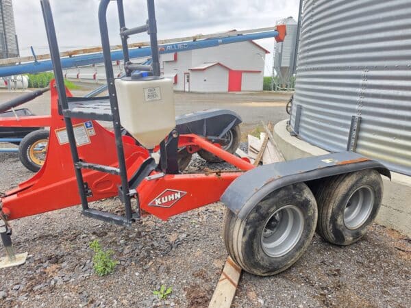 Kuhn trailer for AC100 spreader -Stock#d11417a