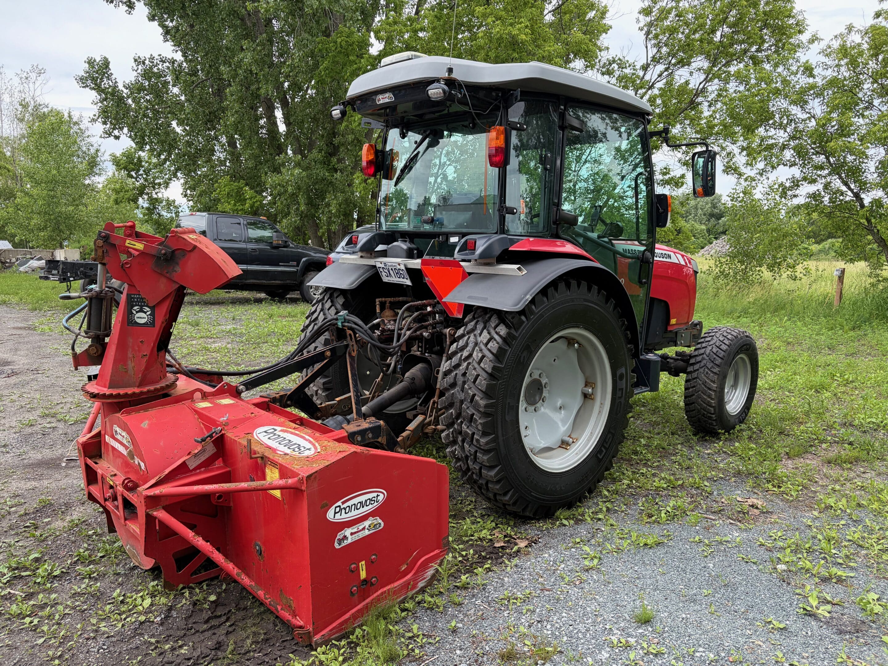 Tracteur Massey Ferguson 1760M souffleur Pronovost-1500 heures-Année:2019-Stock#E1427C/9973 – Image 4