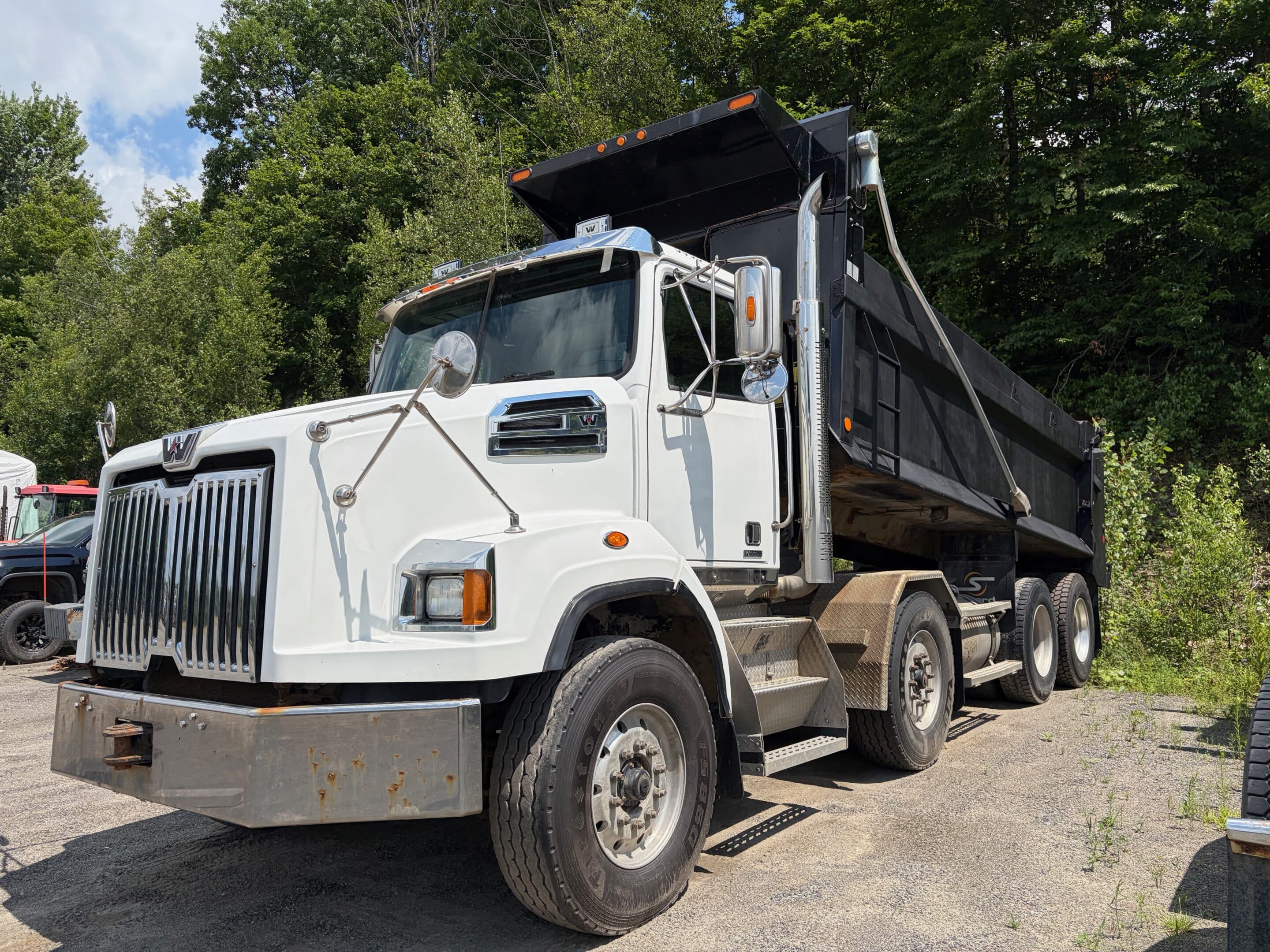 Camion dompeur 12 roues Westernstar 47000SB moteur DD13 450hp tranmission manuelle 18 vitesses 350.000km-Année:2018-Stock#E1370E/10852