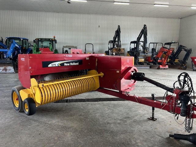 Presse New Holland 575