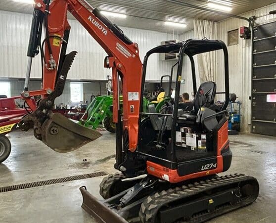Pelle mécanique Kubota U27-4