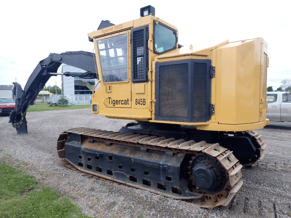Abatteuse multifonctionnelle Tigercat 845B 2004