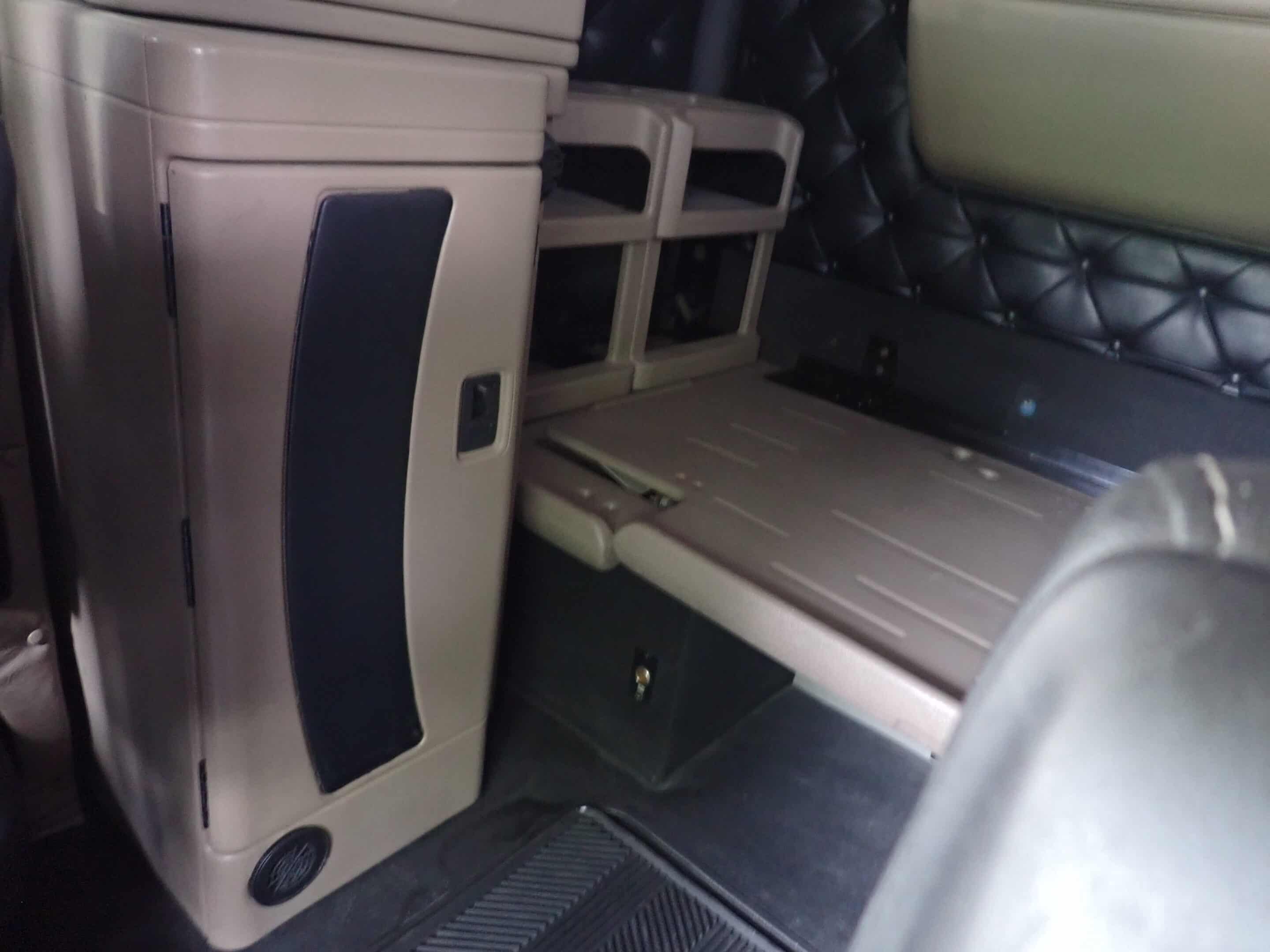 Camion 10 roues couchette International 9900i repeint-1386778KM-Année 2015-Stock #S2603A/11348 – Image 12
