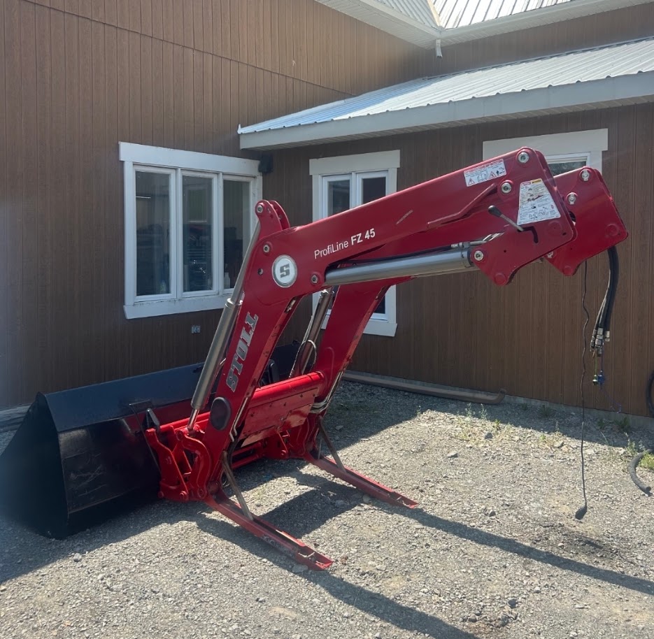 Chargeur Stoll FZ 45 complet pour Case Maxxum 130 - Année: 2014 - Stock#d11380a