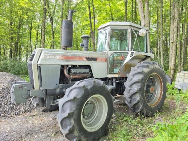White 2 180 4wd Tractor-Year:1984-engine rebuilt approx. 1000 hrs, total hours unknown-Stock#d11139c