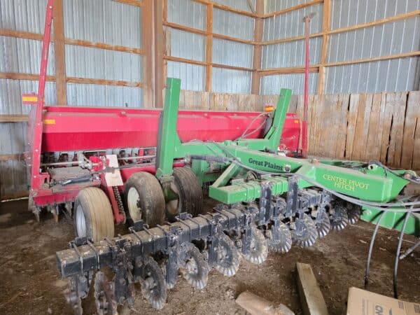 Semoir Case IH 5400 15 pi , 7.5 po , boite à mil, Caddy Cart great plain-Stock#d11459c