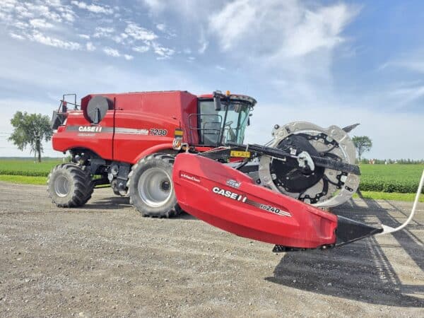 Case IH 7230 AWD Combine Harvester, high capacity - Year: 2013 - 2564 / 3370 hours - Stock#d11544a