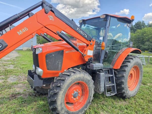 Kubota M110GX Tractor - 3-function loader - Year: 2018 - 3775 hrs - Stock# d11554a