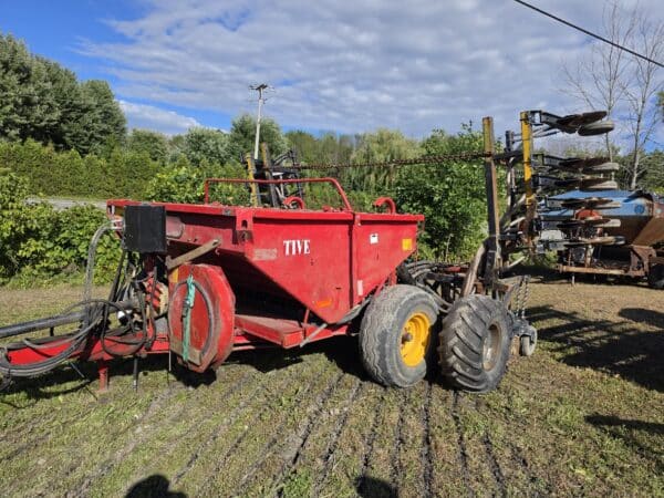 Tive Drill-Jet air seeder 2004, 20 ft, 7.5 in spacing - Stock# D11557F