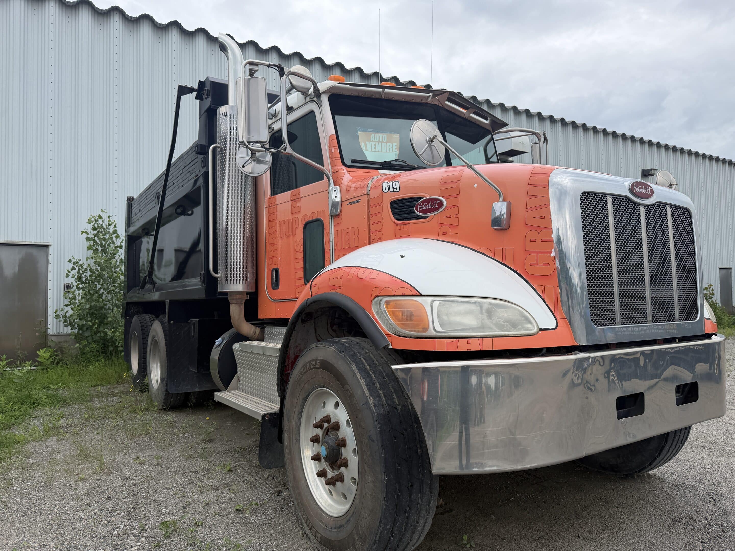 Camion dompeur 10 roues Peterbilt 348 Automatique Année:2013 -Stock#P – Image 3