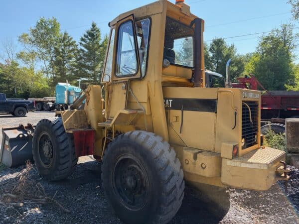 Chargeur Caterpillar 910 année 1970/80-Stock#E1442C/8681