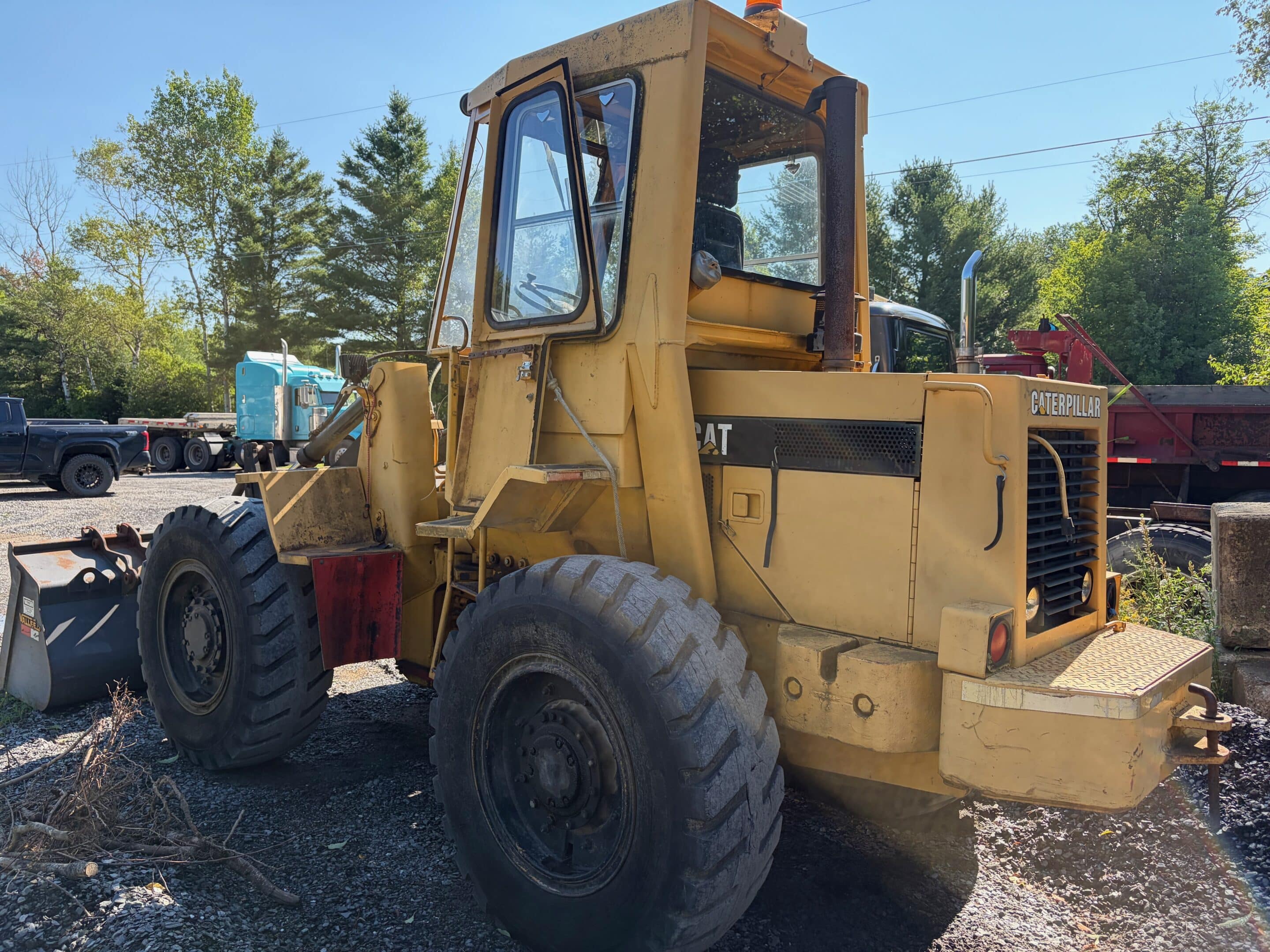 Chargeur Caterpillar 910 année 1970/80-Stock#E1442C/8681