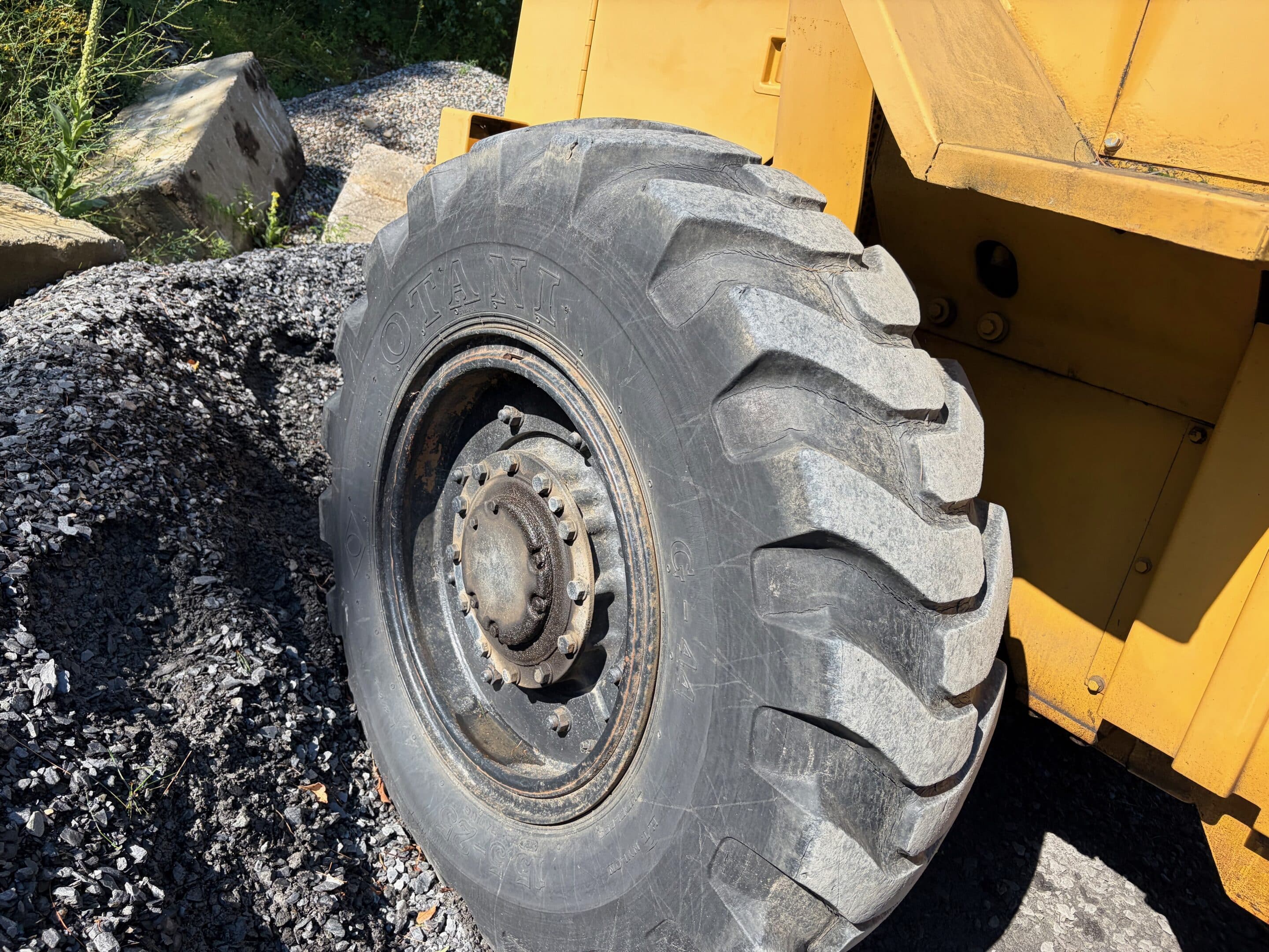 Chargeur Caterpillar 910 année 1970/80-Stock#E1442C/8681 – Image 16