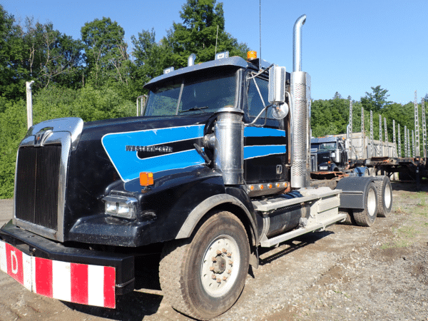 Western Star 4900 10-wheel day cab truck 2005