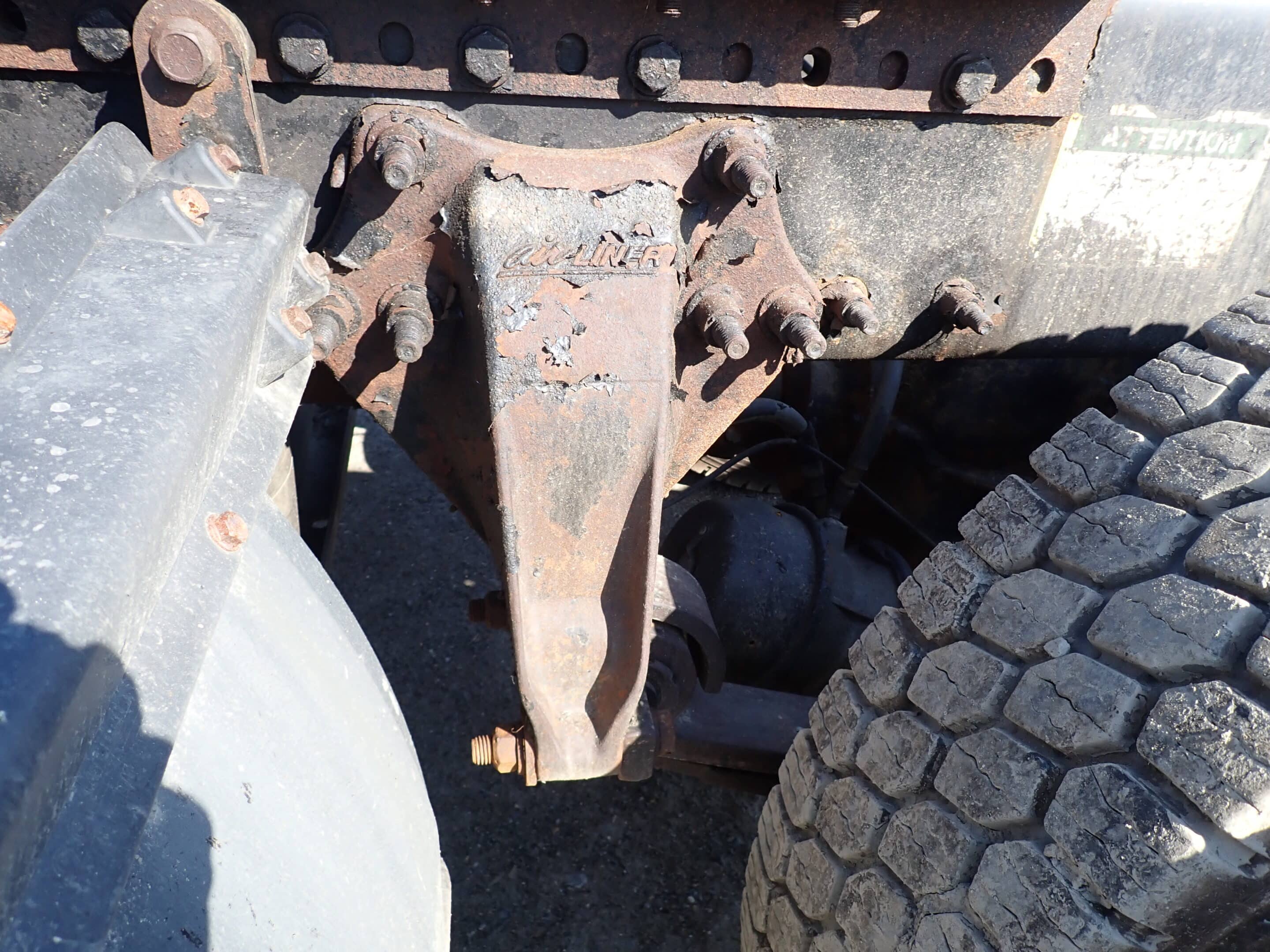 2022 Western Star 4900SF 10-wheeler sleeper truck with wet kit for Rotobec self-loader-159,964 miles-Stock #S2608C/11432 - Image 8