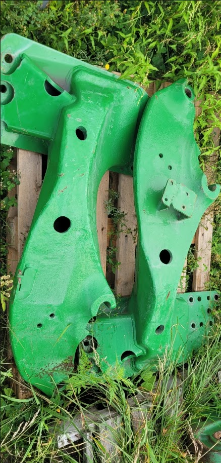 Bracket de loader John deere 673 ou h310 pour série 7010/20 - Stock#d9455i