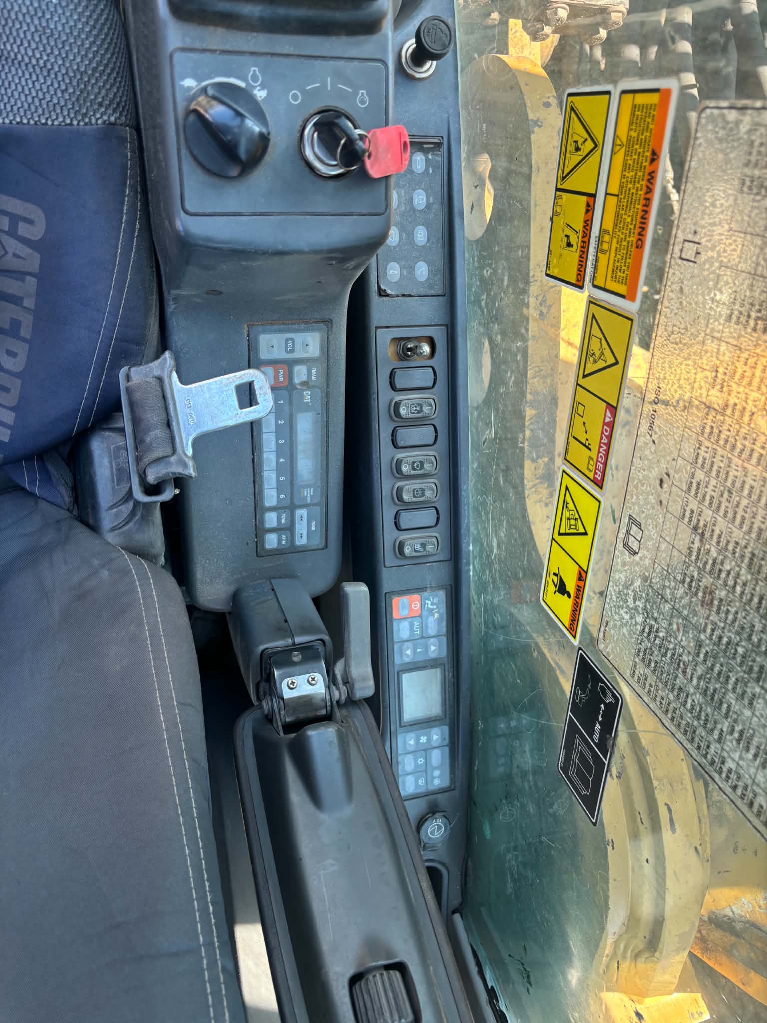 Caterpillar 345D L Excavator with 1 bucket - New Undercarriage - 13,455 HRS - Year 2011 - Stock #S2608H/11432 - Image 11