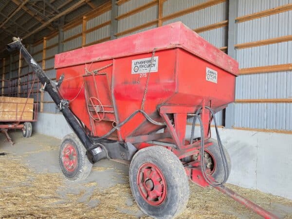 Unverferth 275 gravity box - 4 wheels with fertilizer auger - Stock #d11699q