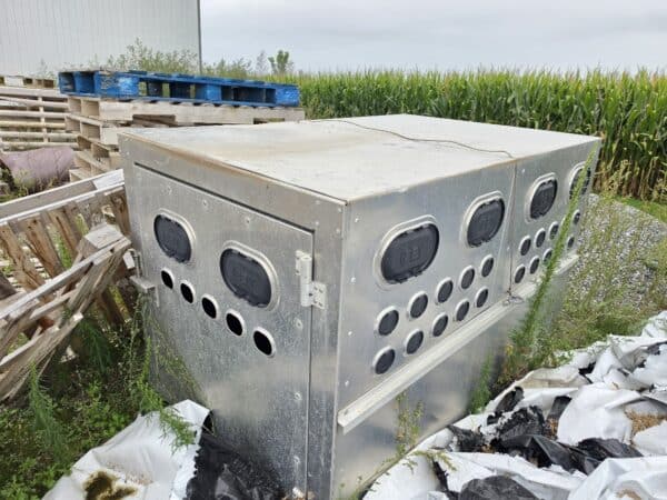 Cabine pour transport de veaux - Stock#d11699y