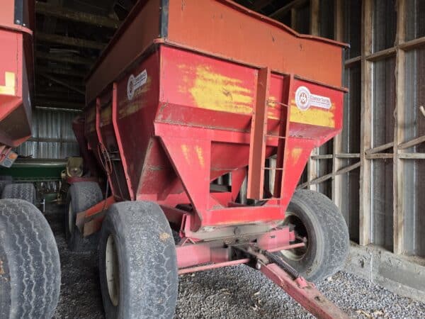 Unverferth 385 Gravity Wagon with extension, 15' undercarriage (2 available) - Stock#d11740d