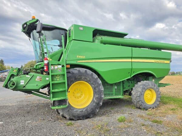 Batteuse John Deere S660 big top- Année:2012-2590/3760hrs-Stock#d10307a