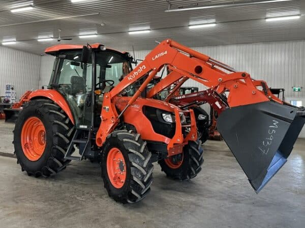 Tracteur Kubota M 7060 - DEAL DÉMO 140 HRES