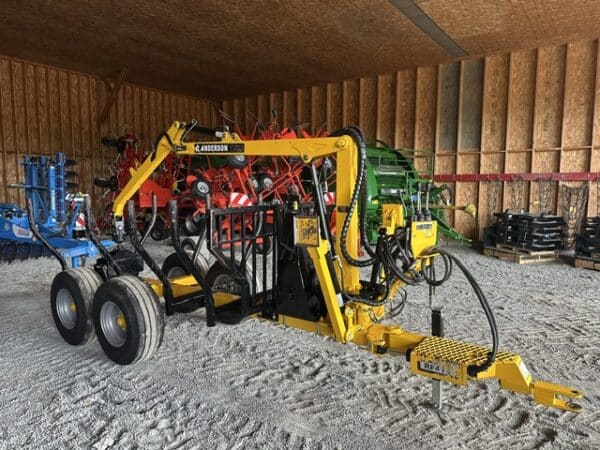 Chargeuse à bois Anderson M-115