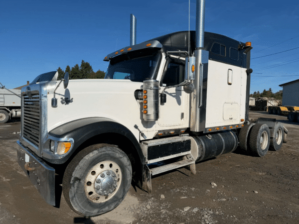Camion 10 roues couchette International 9900i Eagle 2007