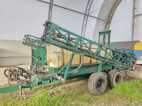 MS R 2840 Sprayer 700 gallons 3 sections 60 ft boom - Stock#d11704c